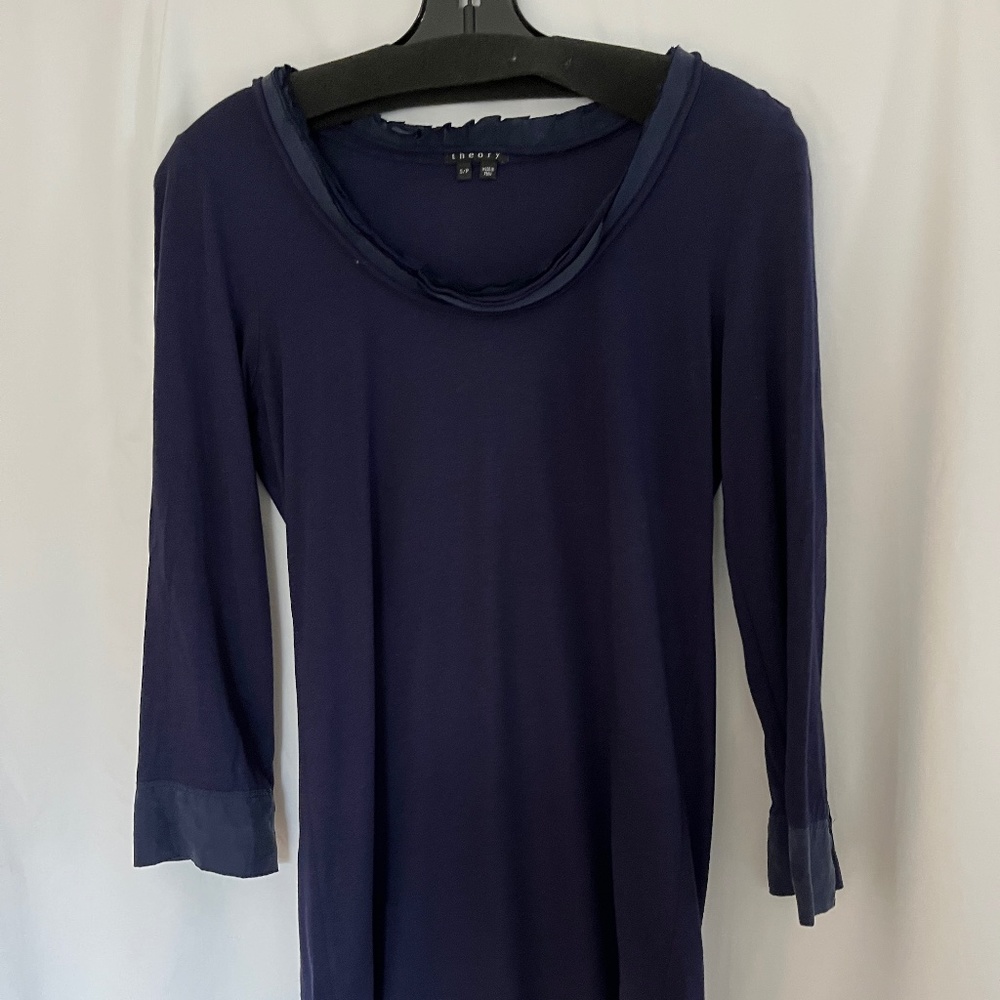 EUC Theory Navy Blue Scoop Neck Blouse. Ribbon Ruffle Trim. Sz S. 3/4 Sleeves.